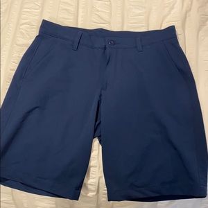 NWOT Navy Under Armour Men’s golf shorts